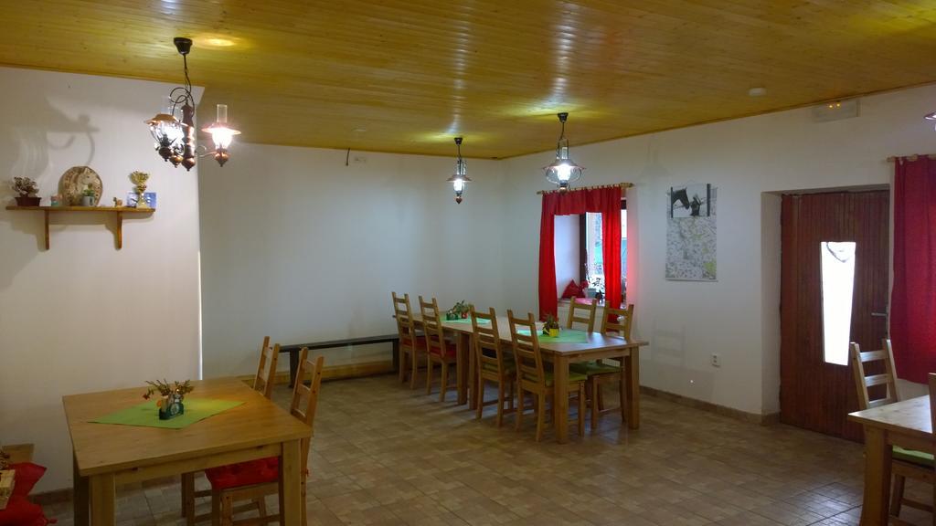 Penzion Eqilon Hotel Melnik Ngoại thất bức ảnh